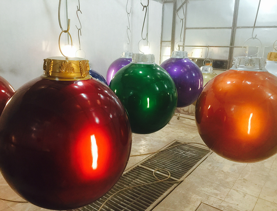 Esferas navideñas gigantes - Dale Detalles